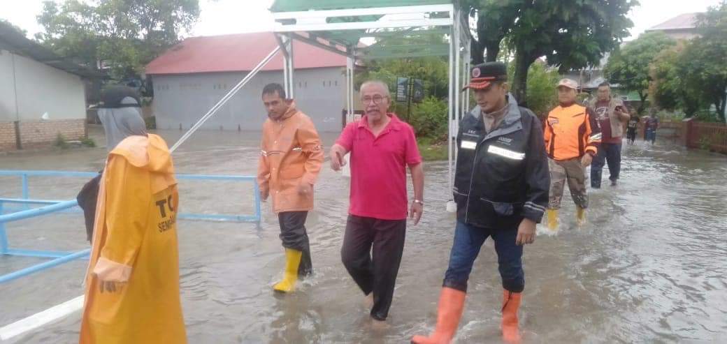 Wakil Wali Kota Tinjau Kondisi Banjir di Kota Padang