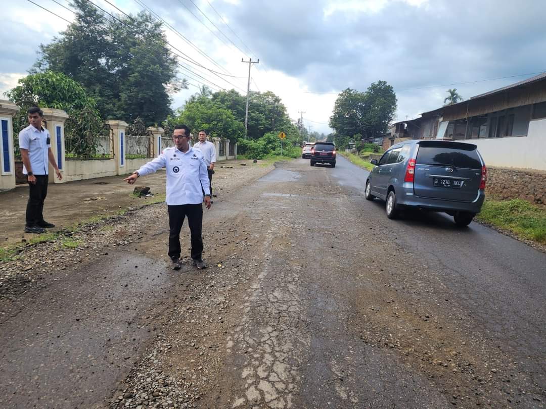 Bupati Tanah Datar Akui Ruas Jalan Yang Dikeluhkan Masyarakat Merupakan Kewenangan Propinsi, Ini Jalannya