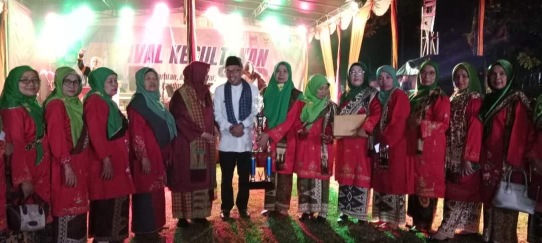 Bundo Kanduang Padang Panjang Juara Pertama Lomba Paduan Suara Festival Kesultanan Pagaruyuang