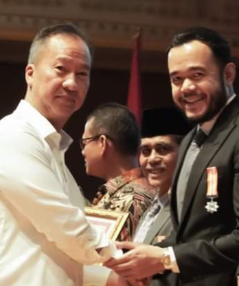 Wali Kota Padang Panjang Terima Penghargaan Koperasi dari Dewan Koperasi Indonesia