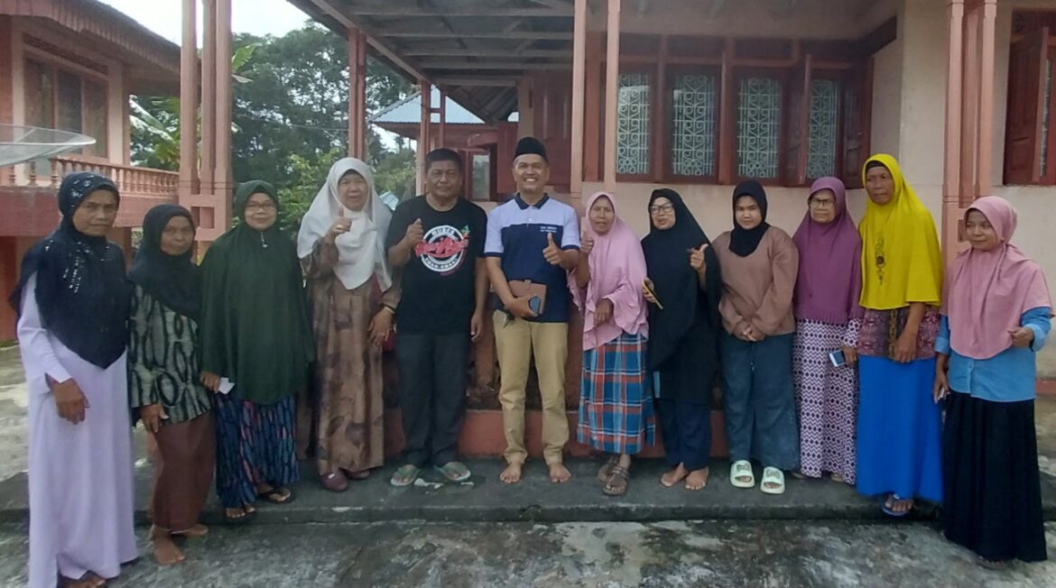 Kelompok KWT Dahlia Batipuh Ateh Melakukan Pertemuan Dengan Kepala BPP Batipuh