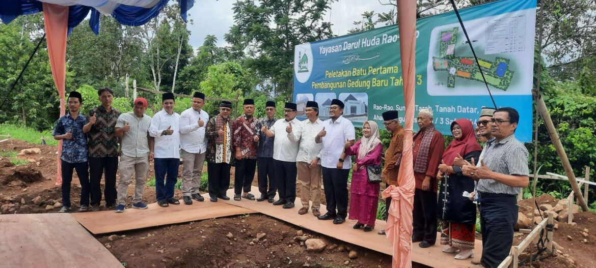 Musholla Nurul Imam, Yayasan Darul Huda Rao-Rao, Parigi simpang gudang Rao-Rao diresmikan Wakil Bupati Tanah Datar