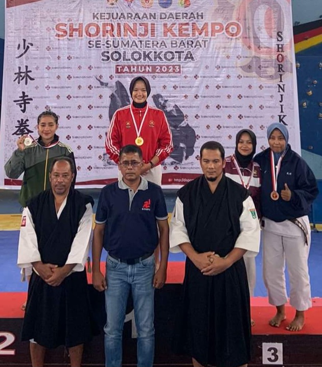 Atlet Kempo Pasbar Raih Dua Medali Emas Dalam Kejuaraan Kempo Se Sumbar
