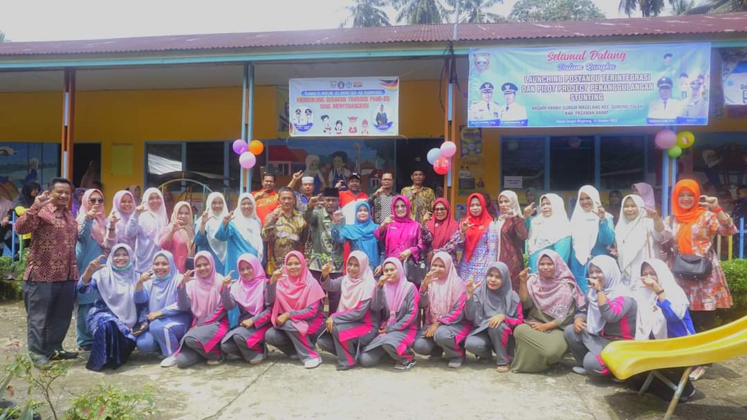 TP-PKK Pasbar  Launching Posyandu Seroja Nagari Ranah Sungai Magelang