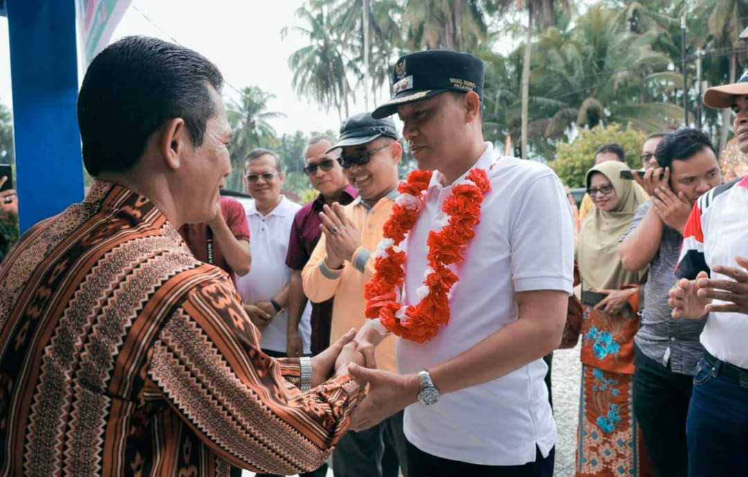 Bupati Pasaman  Buka Turnamen Futsal Antar Guru Se-Pasaman Raya