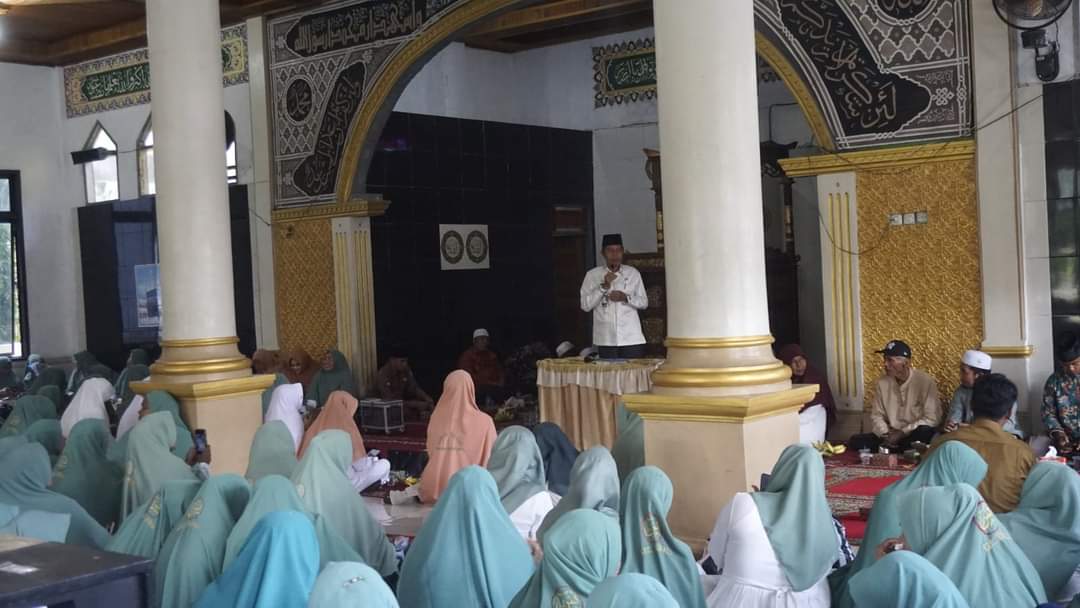 Wakil Bupati Pasbar Hadiri Pengajian Wirid Yasin Masjid Nurul Huda Tampuniak Kinali