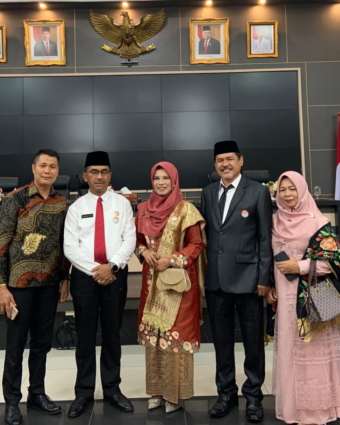 8 Kepala SMAN/SMK Tanah Datar  Dilantik Bersama 42 Kepala SMAN/SMK Se Sumbar Oleh Gubernur Mahyeldi, Ini Namanya