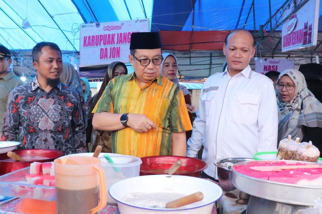 Makan Pabukoan Yang Dijual Di Payakumbuh Layak Di Konsumsi