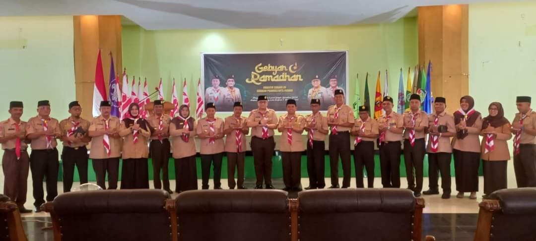 Sekda Kota Padang Berikan Apresiasi kepada Kwarcab  09 Pramuka Kota Padang  Adakan Kegiatan Keagamaann