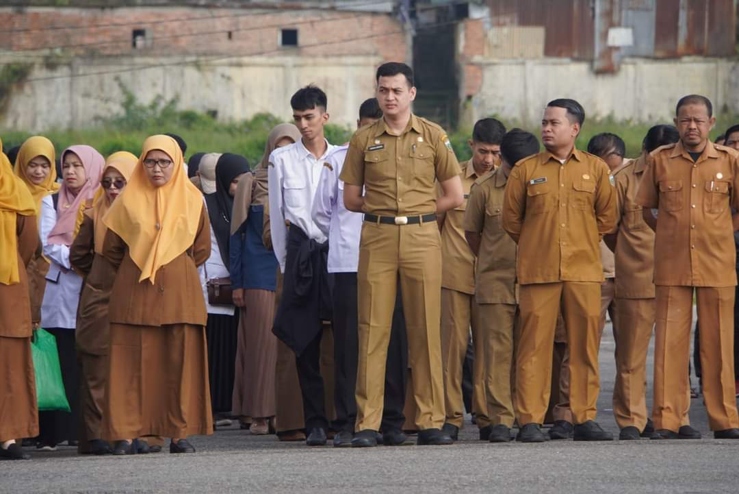 Pj Wali Kota Ingatkan ASN Dan Non ASN Padang Panjang Untuk Meningkatkan Koordinasi Antar OPD