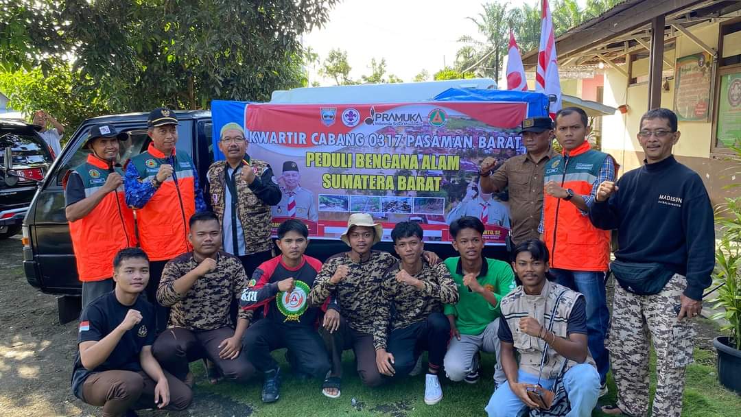 20 Relawan Kwarcab Pramuka Pasbar Diberangkatkan ke Lokasi Bencana Tanah Datar