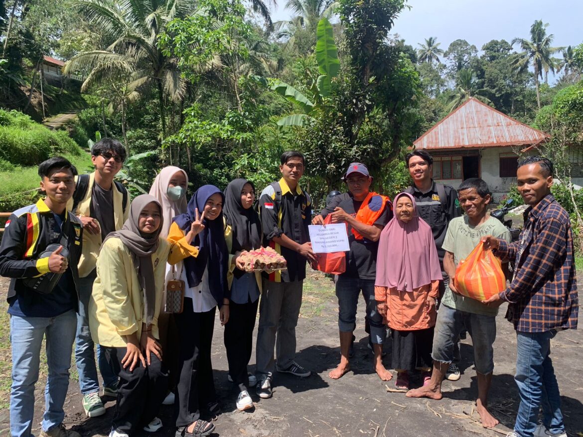 IMATAR  UNP Salurkan Donasi Kepada Terdampak Banjir Bandang Di Nagari Batipuh Ateh, Sungai Jambu Dan Nagari Parambahan