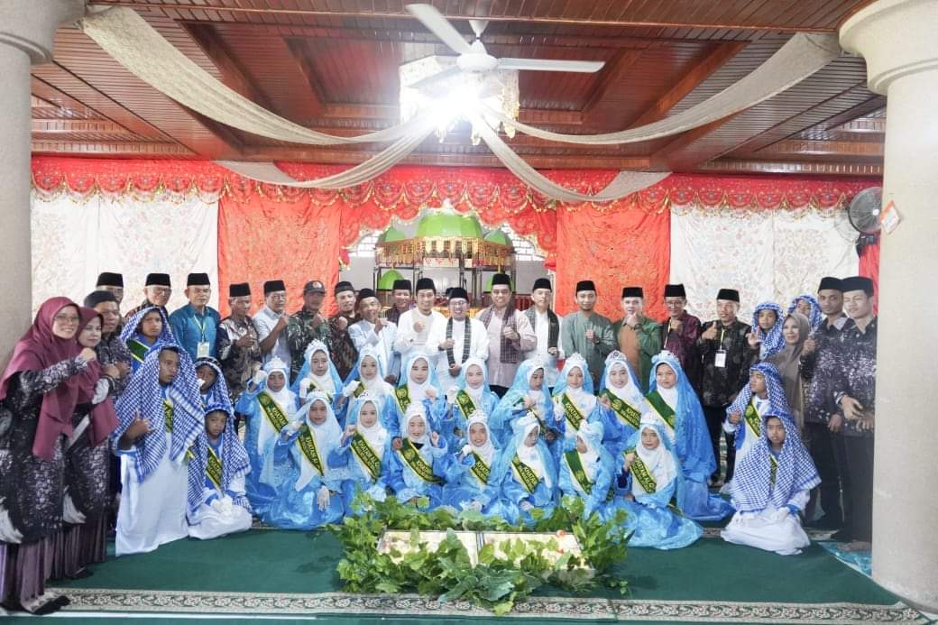 Berlangsung Khitmat, 22 Santri TPA/TPSA Masjid Balad Balai Gadang Jorong Lubuk Bauk Nagari Batipuah Baruah Khatam Al Quran