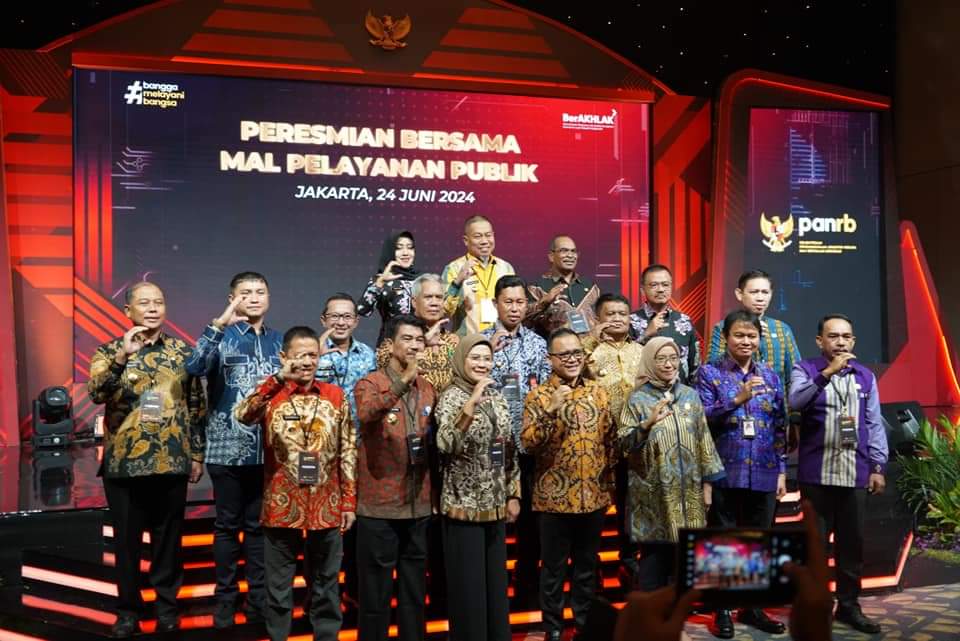 Menteri PAN RB Resmikan MPP Tanah Datar Bersama 15 Kabupaten/Kota Se Indonesia