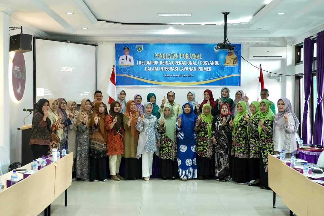 Plh Wali Kota Padang Panjang : Posyandu Garda Terdepan Penurunan Stunting
