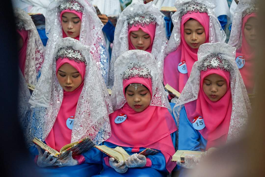 36 Tahun Berdiri, Khatam Alquran Mesjid Nur Ilahi Nagari Panyalaian Dihadiri Bupati Tanah Datar