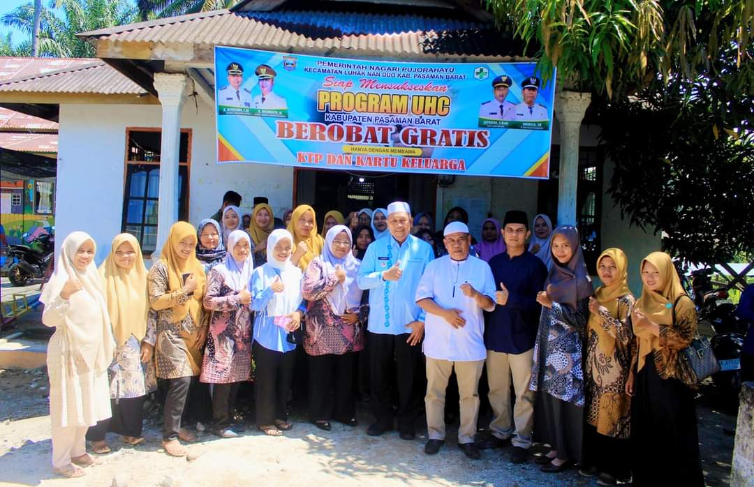Bupati Pasaman Barat  Rapat Bersama Dengan Perangkat Nagari Pujorahayu Kecamatan Luhak Nan Duo