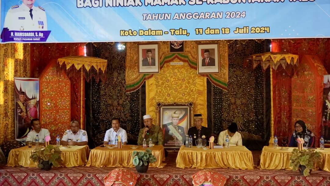 Bupati Pasbar Hadiri Pelatihan Kerapatan Adat Nagari (KAN) bagi Niniak Mamak se-Kabuntaran Talu