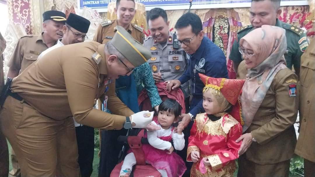 Pj  Wali Kota Padang Resmi  Launching Gerakan Perlindungan Bagi Anak Usia 0-7 Tahun Dari Penyakit Polio