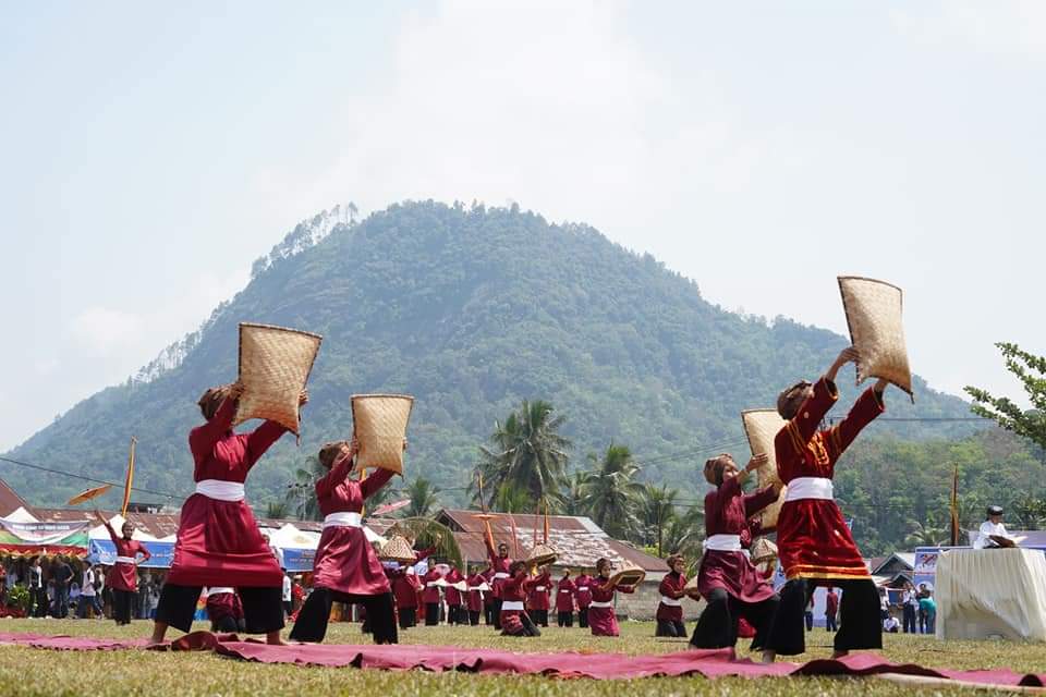 Progul Istimewa, Ribuan Warga Padang Ganting dan Perantau  Saksikan Festival Budaya Nagari Tuan Kadhi
