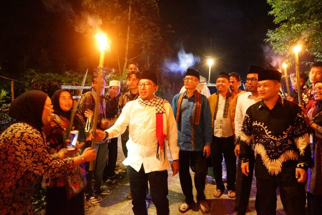 Bupati Tanah Datar Hadiri  Tabligh Akbar Di Masjid Istiqomah Jorong Lurah Ampang Nagari Pasie Laweh