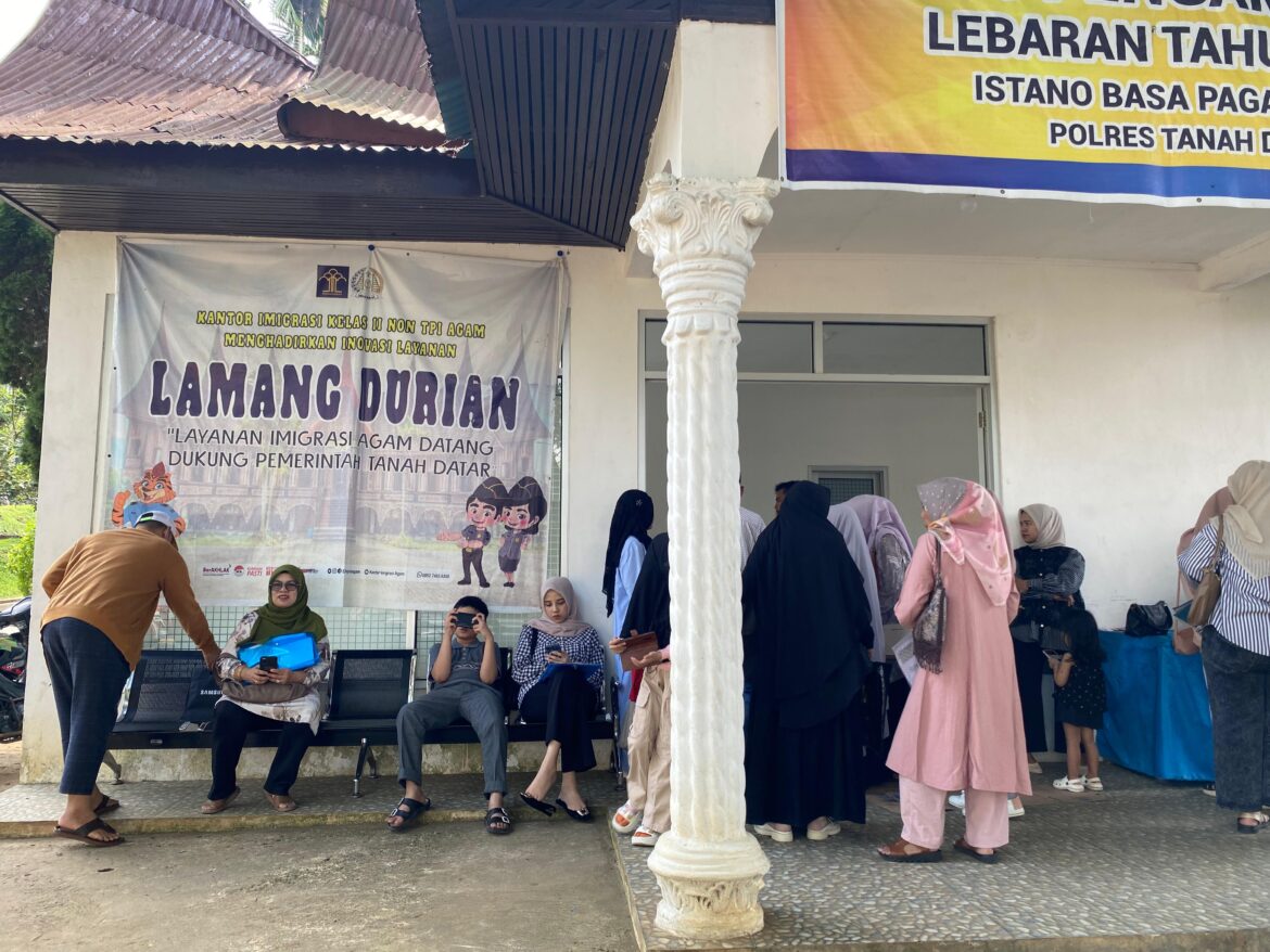 Warga Kabupaten Tanah Datar Sudah Bisa Mengurus Paspor Di Samping Istano Pagaruyung