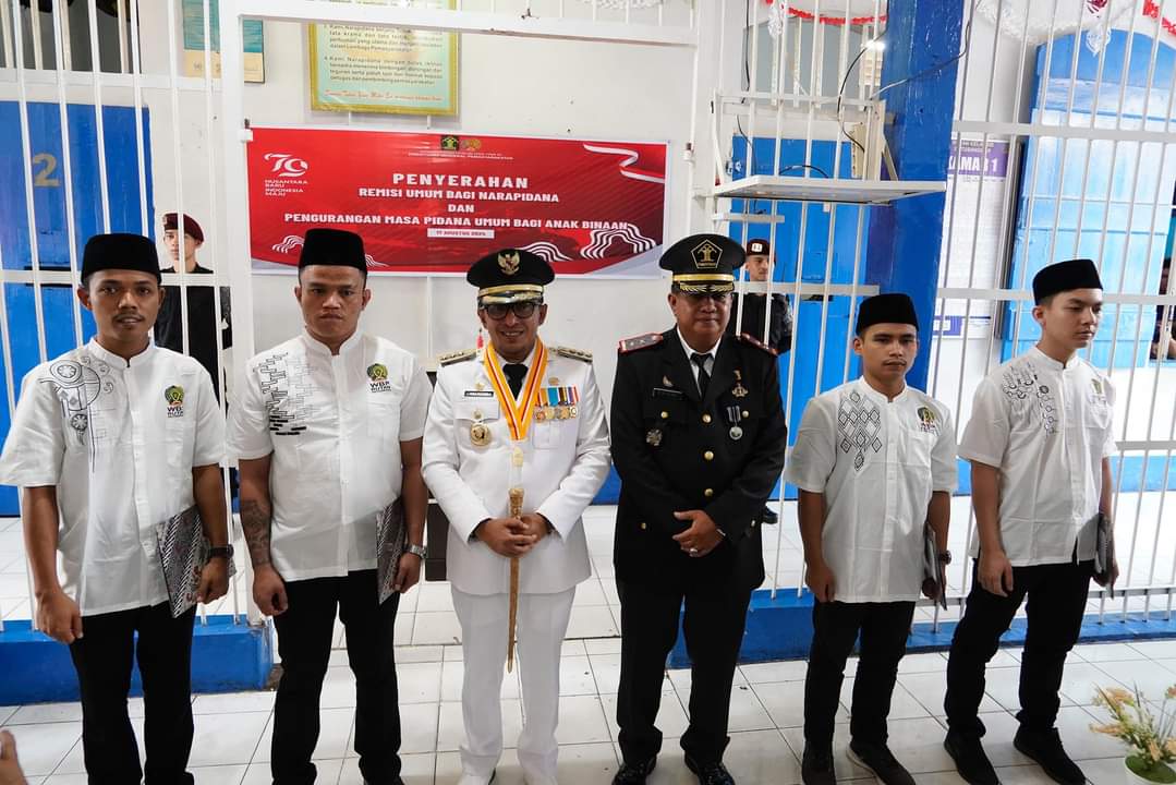 Diserahkan Bupati Tanah Datar,  69 Warga Binaan Rutan Kelas IIB Batusangkar Dapat Remisi