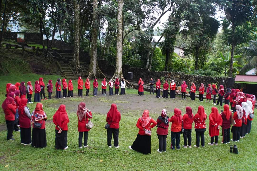 DWP Padang Panjang Adakan Outbound Di Tirta Alami Anai Land Kayu Tanam