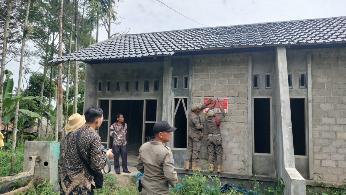 Enam Bangunan Di Tiga Kecamatan Disegel Dinas PUPR Kota Payakumbuh