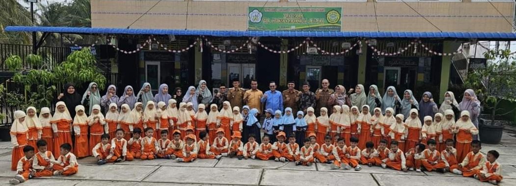 Bupati  Eka Putra Tinjau  Proses Belajar Mengajar Di Komplek Yayasan Assallam Insan Madani di Nagari Simpuruik Sungai Tarab