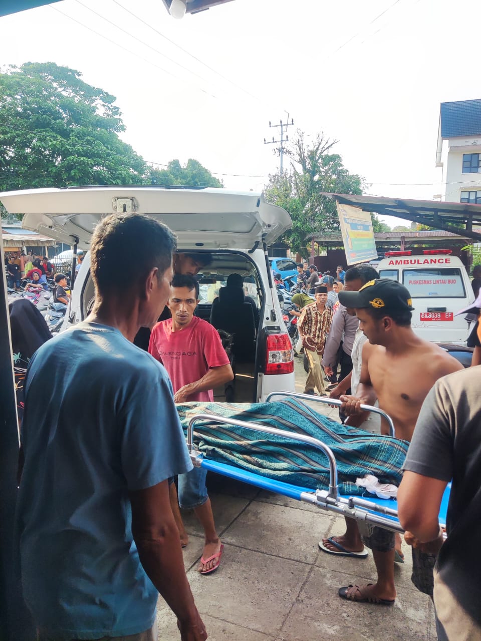 Siswa SD 13 Tigo Jangko Kecamatan Lintau Buo Tewas Tenggelam  Di Aliran Sungai Batang Sinamar