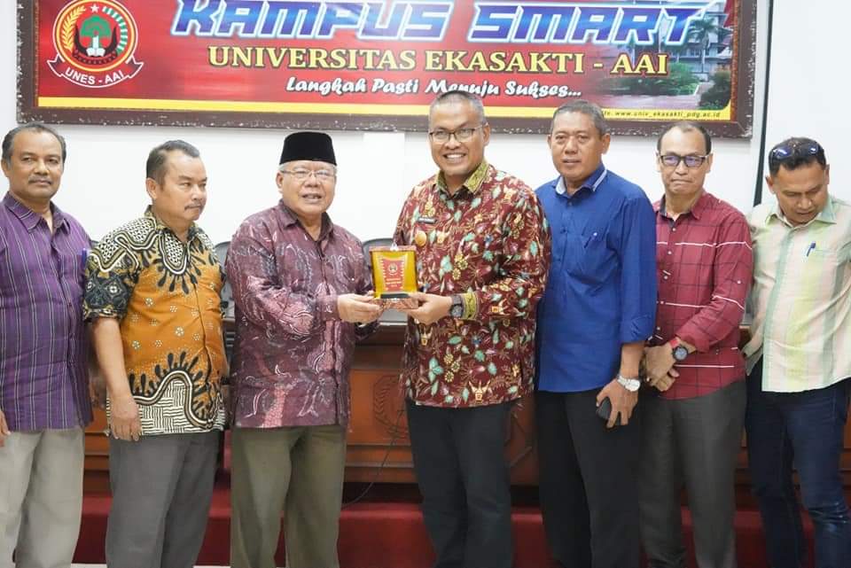 Pemkab Tanah Datar Siap Berkolaborasi Dengan UNES Padang