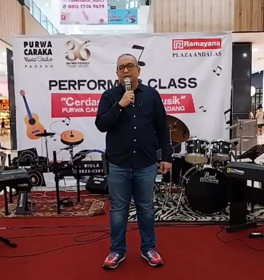 Pj Wali Kota Apresiasi Purwa Caraka Padang Yang Telah Melahirkan Anak Anak Berbakat Di Bidang Seni
