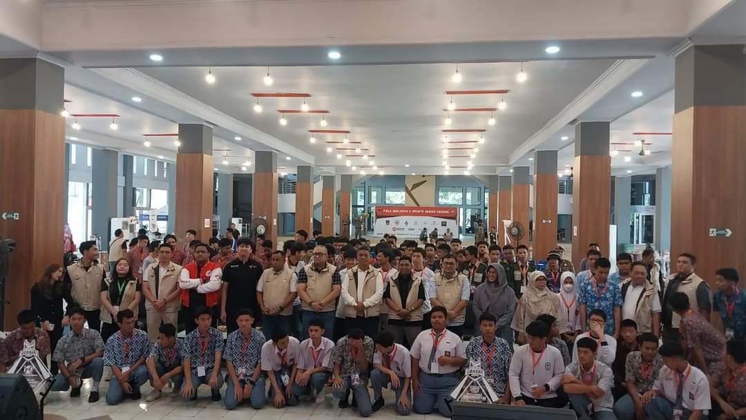 Pj Andree Algamar Buka  Piala Wali Kota Padang Electronik Sport (E-sport) Series Padang