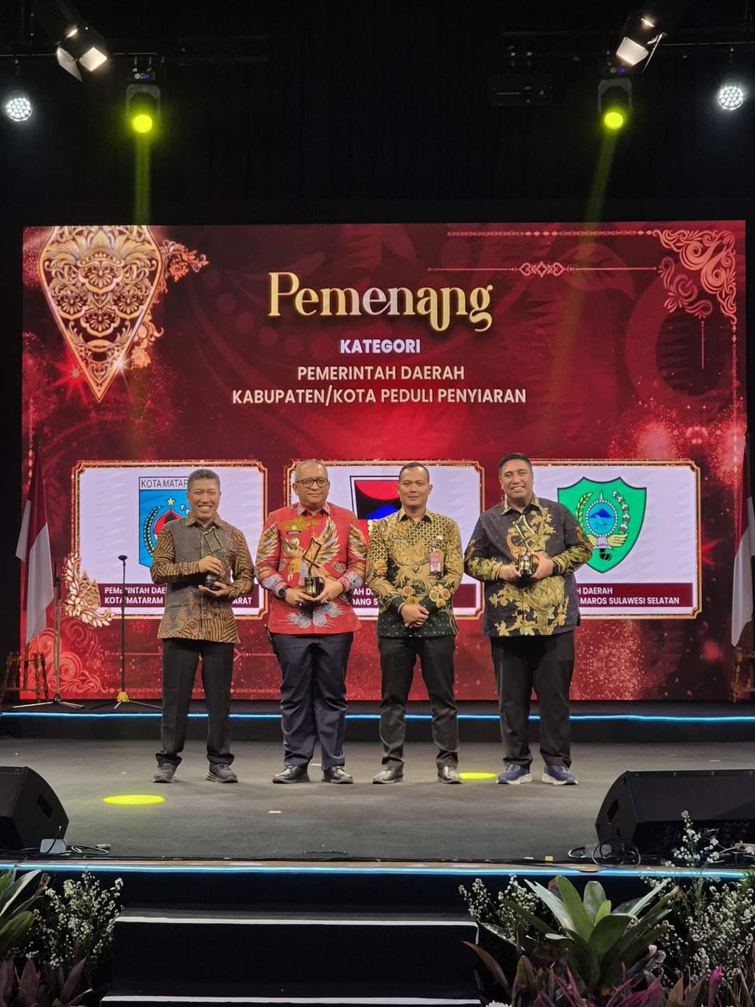 Pemko Padang Raih KPI Award 2024 Sebagai Kota Peduli Penyiaran