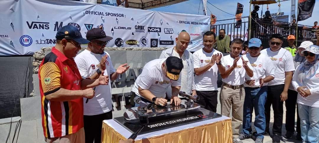 Pj Wali Kota Resmikan  Padang Skatepark, fasilitas Olahraga Ekstrem Terbaru Di  Pantai Muaro Lasak