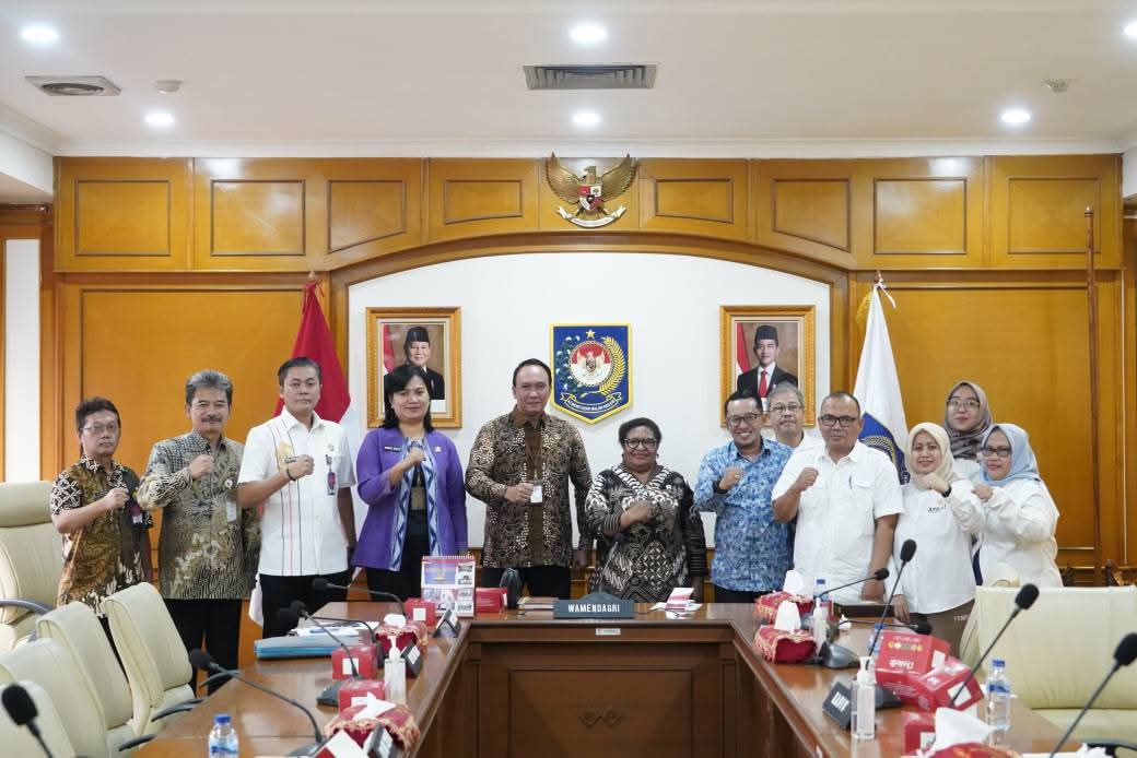 Bupati Tanah Datar Selaku Pengurus Apkasi Minta Dukungan Mendagri