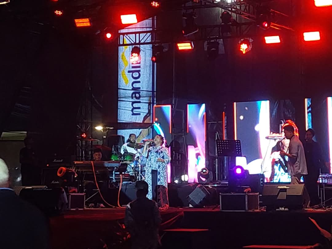 Pj Wali Kota buka Padang Super Jazz Festival  Di pelataran Bagindo Azis Chan Youth Center