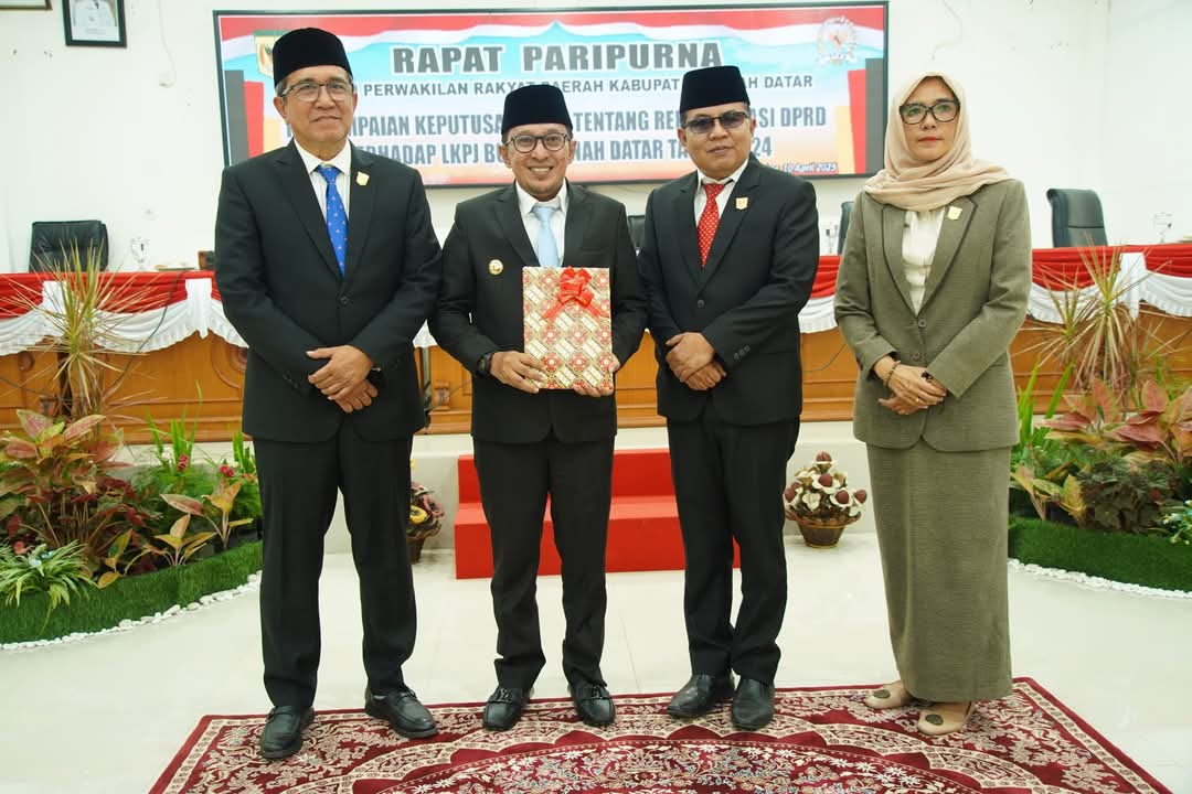 36 Rekomendasi Diberikan DPRD Terhadap LKPJ Bupati Tanah Datar
