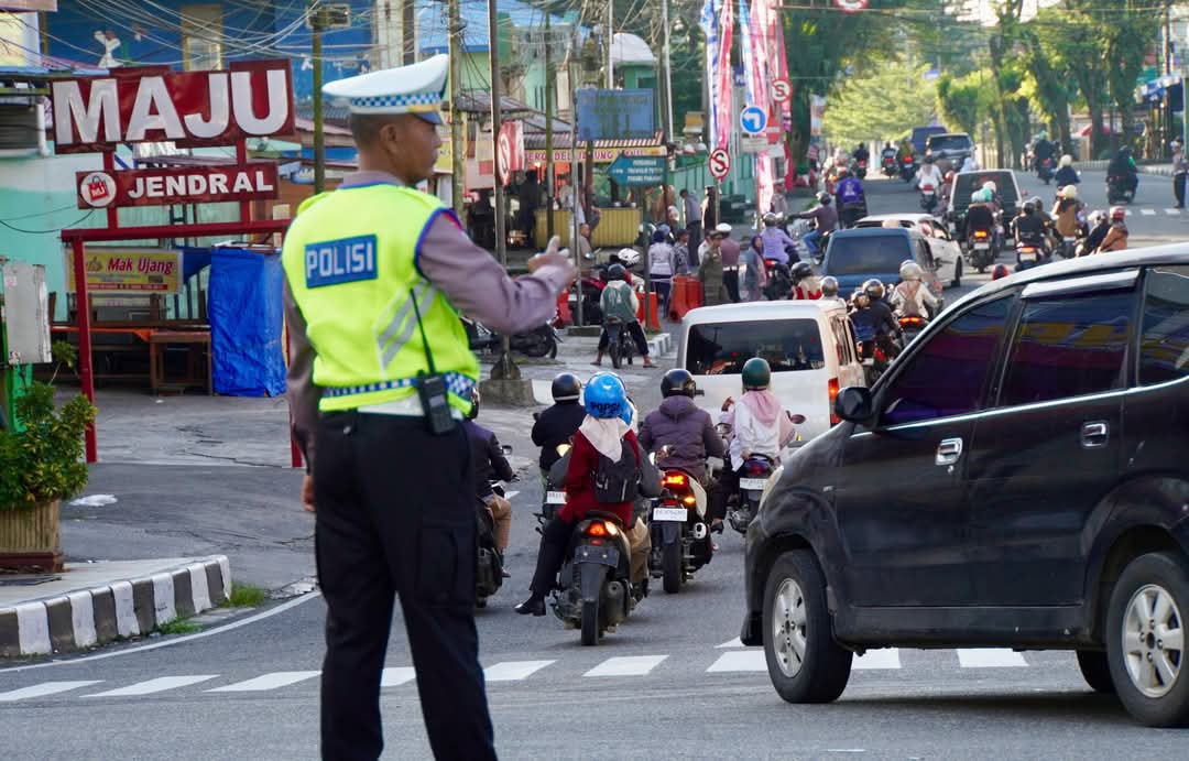 Akhirnya Sistem Satu Arah (SSA) Di Kota Padang Panjang Diberlakukan Selama 24 Jam