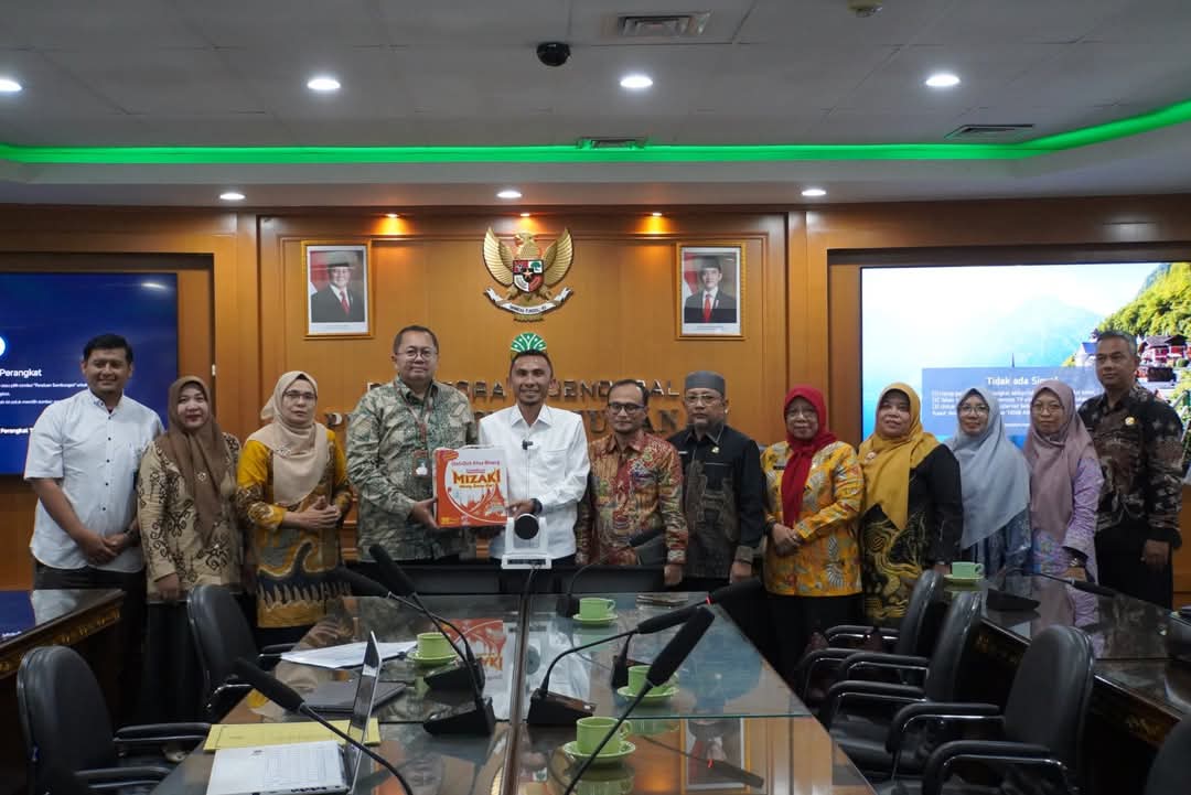 Bahas Penataan Tambang Pondok Kapur, Wakil Walikota Padang Panjang Temui Kementerian Kehutanan RI