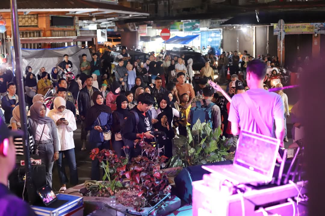 Bagi Yang Hobby Video Vlog Dan Fotografi Saksikan Live Music Di Pasar Padang Panjang, Ikuti Lombanya