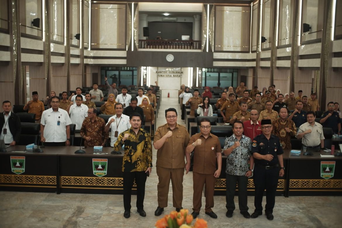 Wakil Bupati Tanah Datar : Restocking Ikan Endemik Bilih Harapkan Aksi Nyata