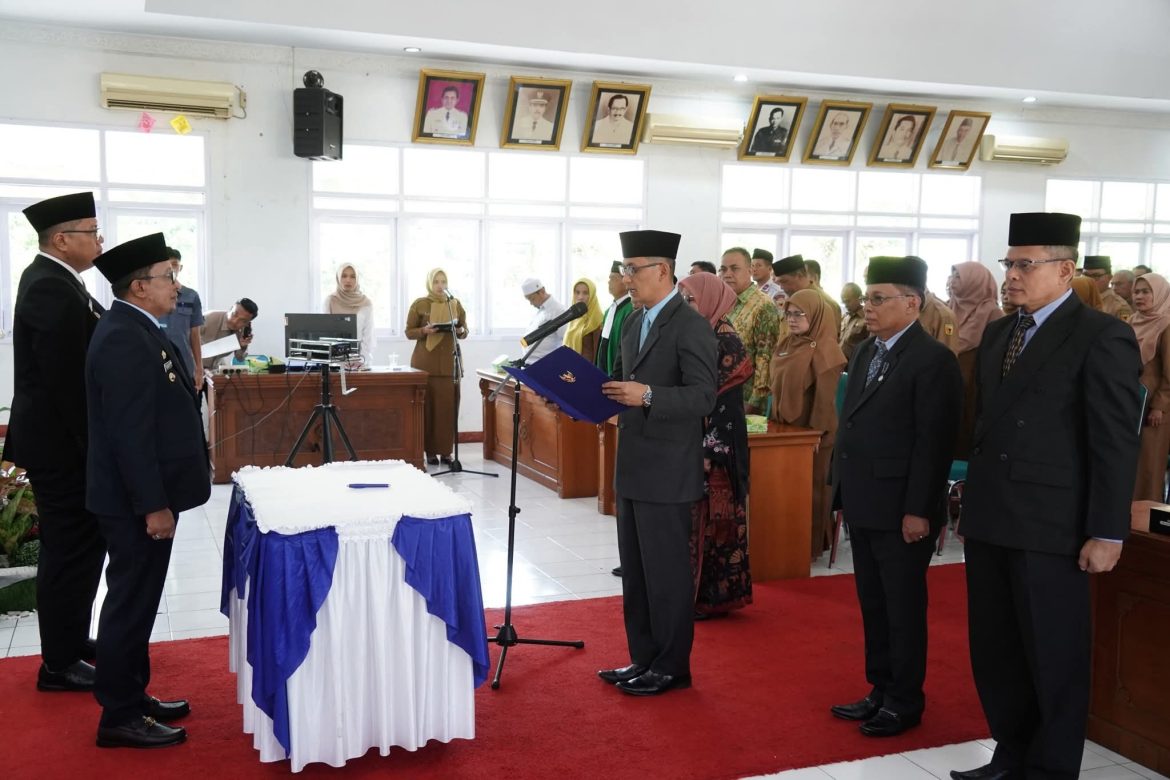 Abdurrahman Hadi, S.Stp, M.Si  Dilantik sebagai Sekretaris Daerah Oleh Bupati Tanah Datar Eka Putra