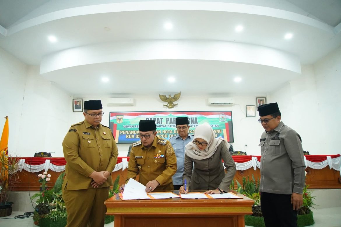 Ketua DPRD Dan Bupati Tanda Tangani Nota Kesepakatan KUA PPAS APBD Tanah Datar Tahun 2026