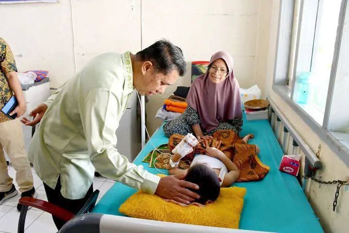 Lubuk Basung Dilanda Kasus Keracunan Massal, Jumlah Korban Meningkat Jadi 86 Orang dari Program Makan Bergizi Gratis