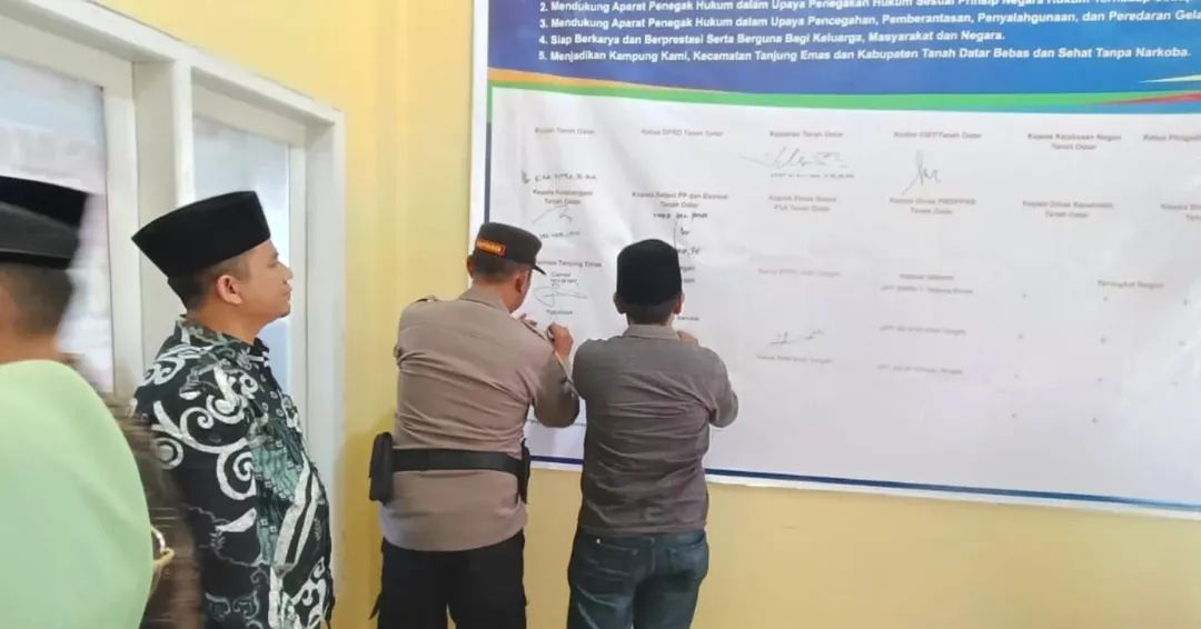 Kapolres Tanah Datar Launching Nagari Koto Tangah Kecamatan Tanjung Emas Kampung Bebas Narkoba