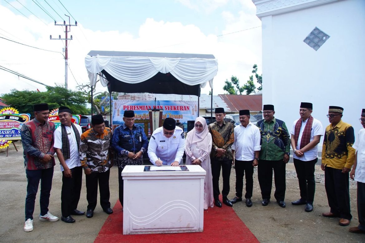 Wakil Bupati  Tanah Datar Resmikan Masjid Nurul Iman di Jorong Rajawali, Nagari Tigo  Jangko Kecamatan Lintau Buo