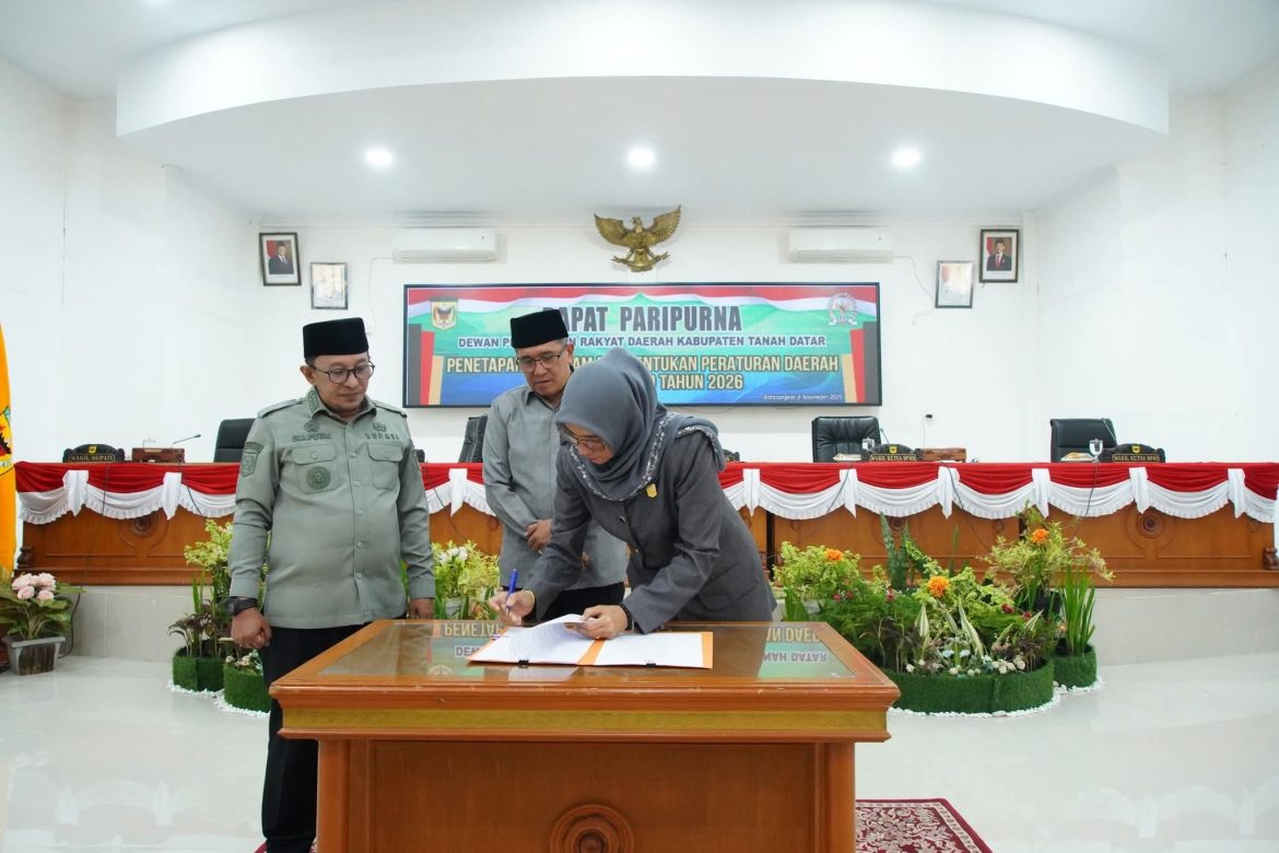 DPRD Tanah Datar Tetapkan Program Pembentukan Peraturan Daerah (Propemperda) Kabupaten Tanah Datar Tahun 2026