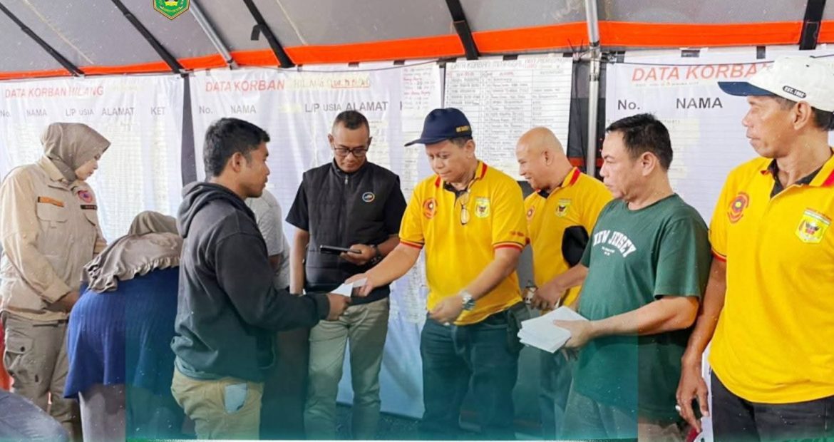 IKTD Bersama IKM Bengkulu Serahkan Bantuan Untuk Korban Bencana Kota Padang Panjang